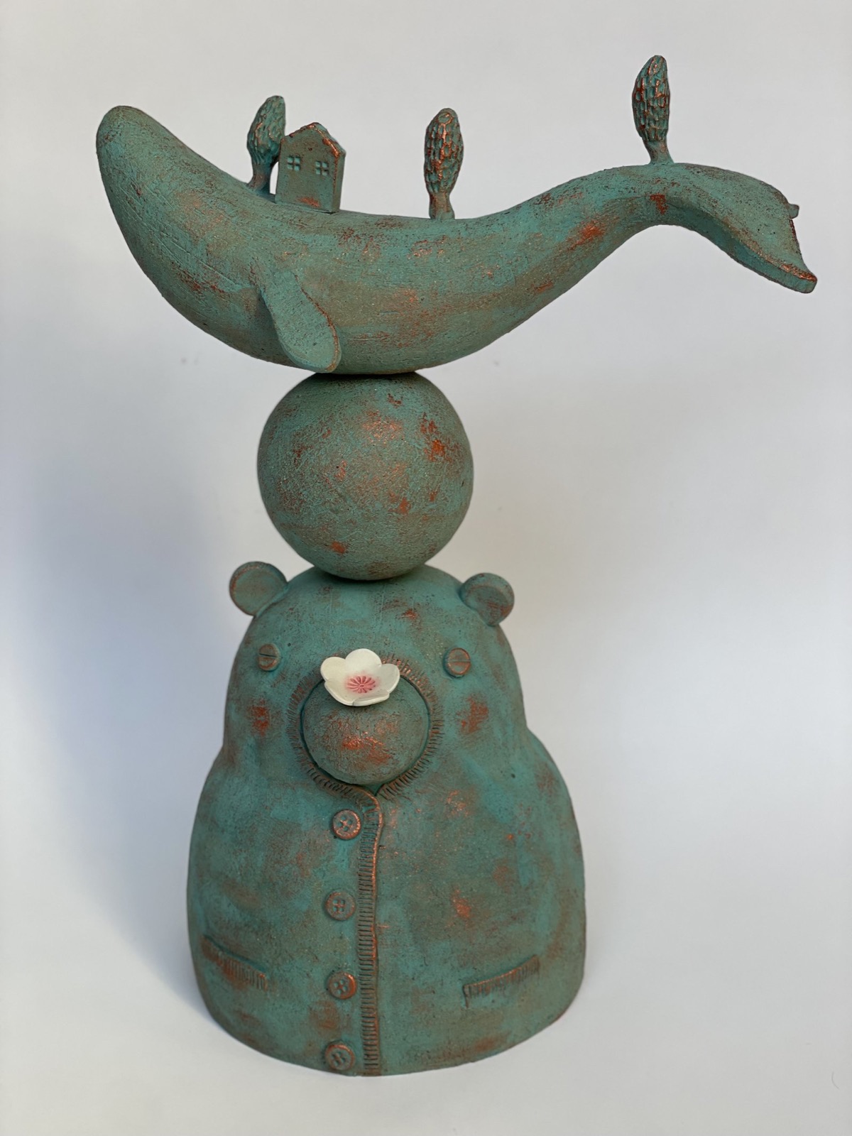 Genie Kim, Healing Flowers 3, 2025, Clay, underglaze, partial bronze finish